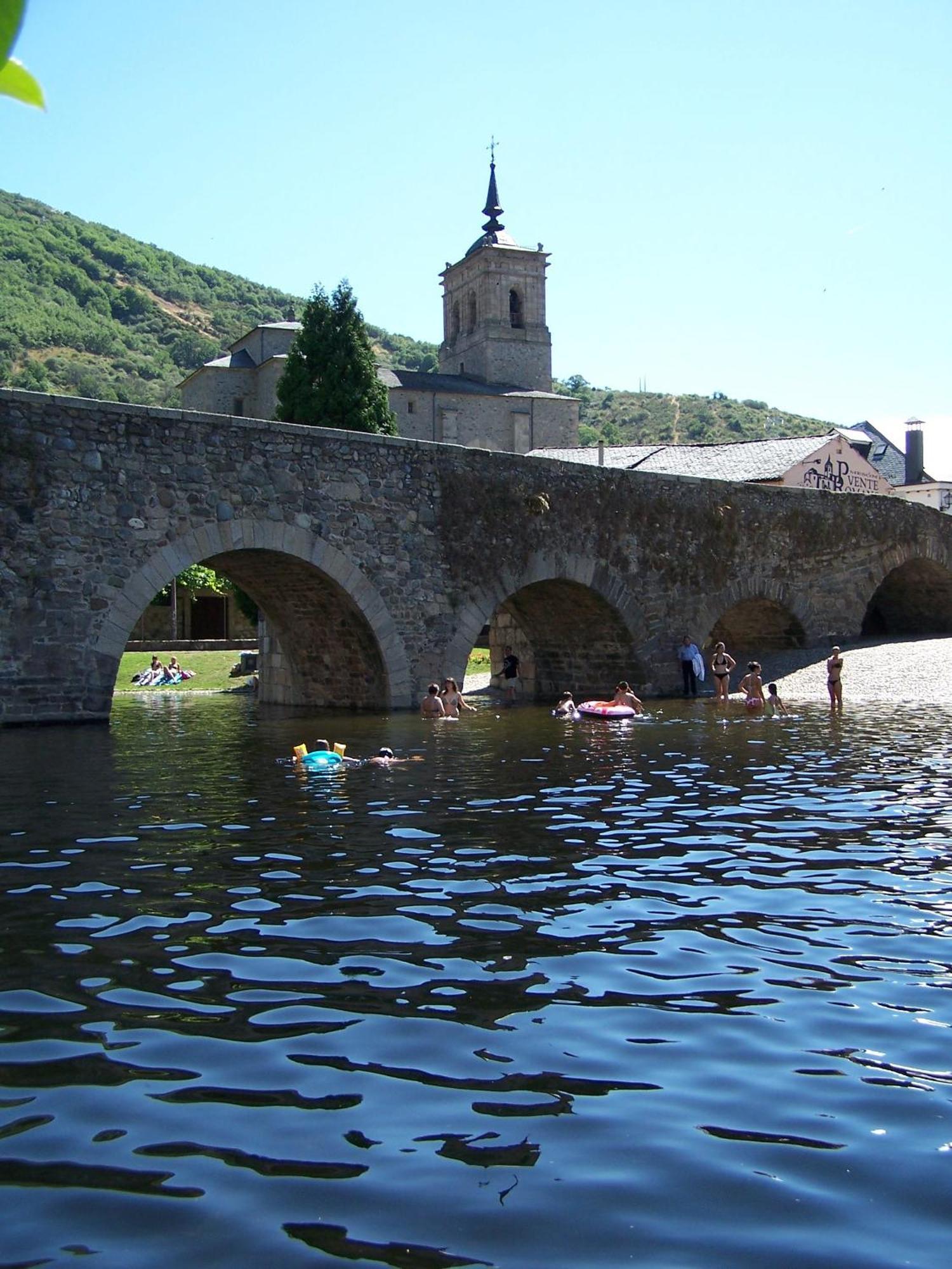 La Lecheria Val De San Lorenzo Dış mekan fotoğraf